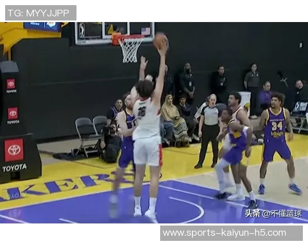 杨瀚森无私助攻辛森三分雨下不停本场第七记三分球精彩瞬间